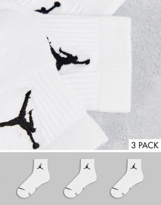 Jordan essential ankle length socks in white 3 PACK | ASOS