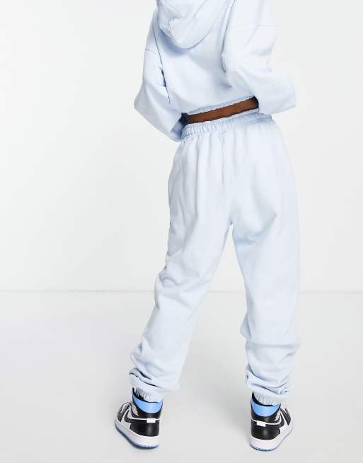 Baby blue deals jordan sweatpants