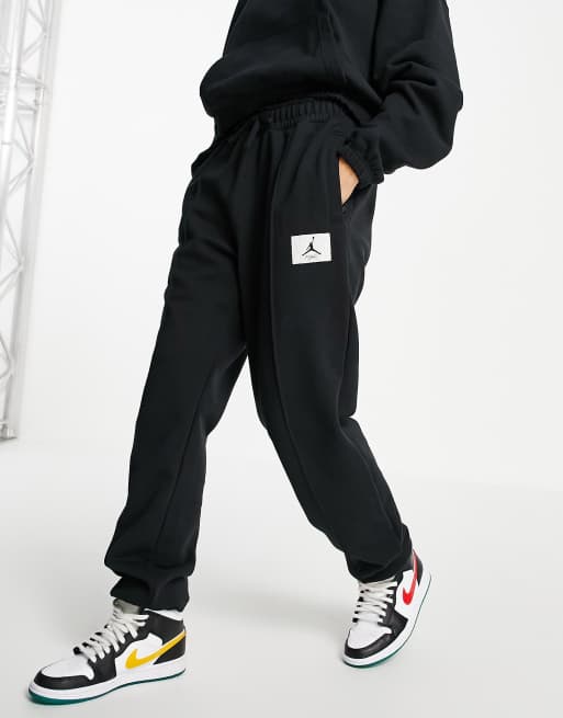 Essential Fleece Joggers - Black/White