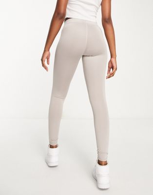 Jordan essential leggings in grey | ASOS