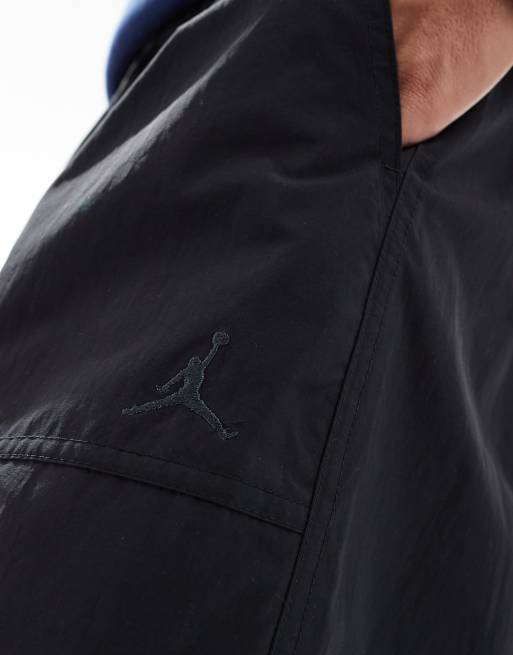 Jordan Essential Statement woven trousers in black, 3 of 5