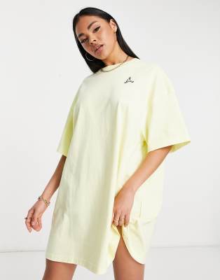 Jordan essential t-shirt dress in citron yellow