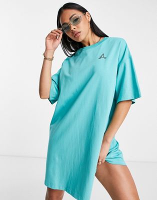 Jordan essential t-shirt dress in teal - ASOS Price Checker