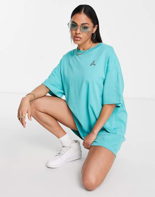 turquoise jordan shirt