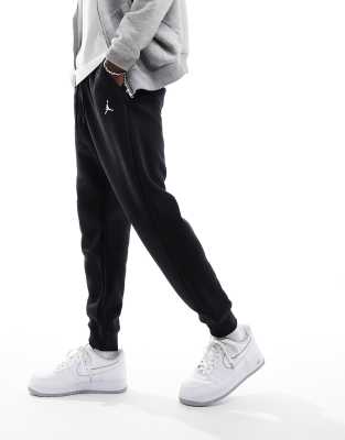 Nike Midi Swoosh unisex jogger in black