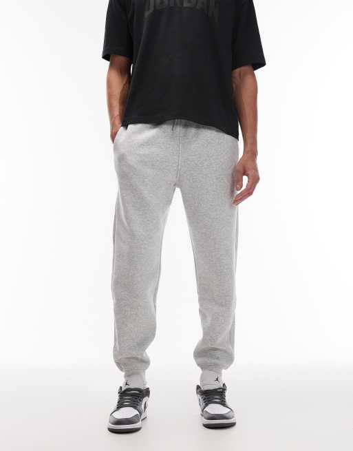Jordan fleece cuffed joggers in grey, 2 of 5