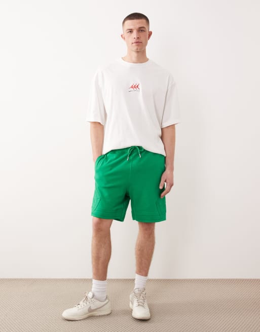 Jordan Flight diamond fleece short in green, 2 of 5