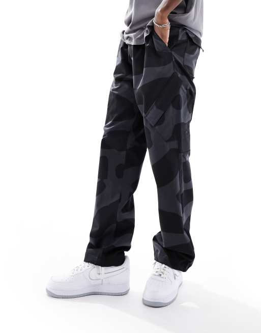 Trendy Men's Cargo pants/Black Cargos/6 Pocket CargosTrousers