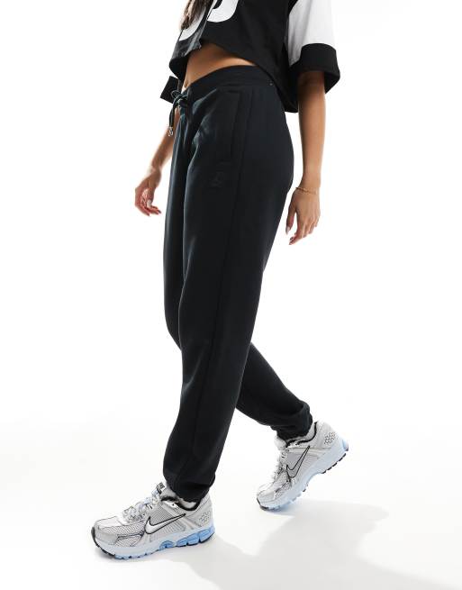 Jordan flight fleece sweatpants in black, 5 of 5