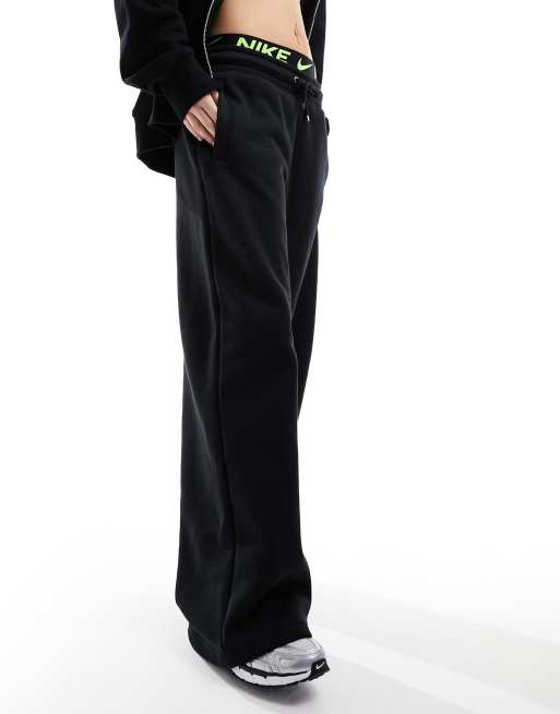 Nike wide leg online joggers black