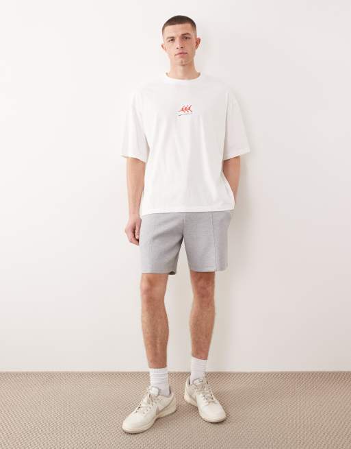 Jordan Flight oversized graphic t-shirt in white, 2 of 5
