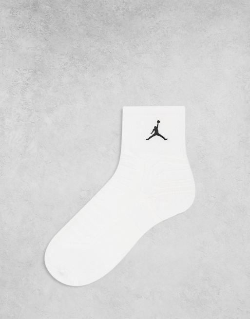 Jordan flight quarter 2.0 socks in white | ASOS