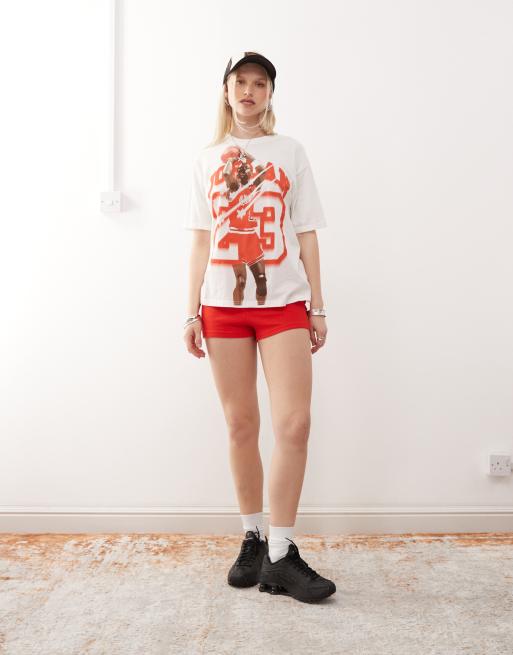 Jordan graphic t-shirt in cream and red, 3 of 4