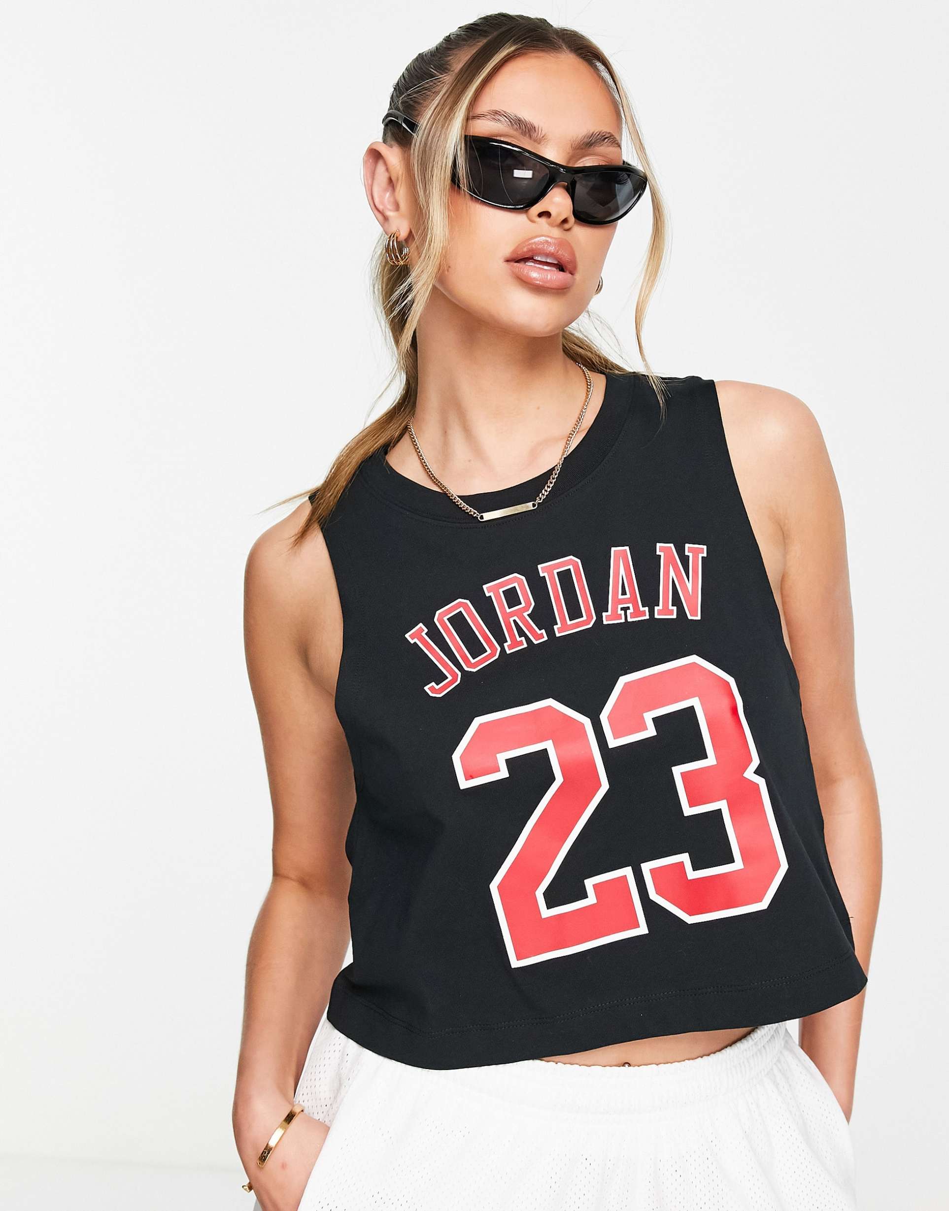 Jordan Heritage cropped basketball vest in black and red view 3