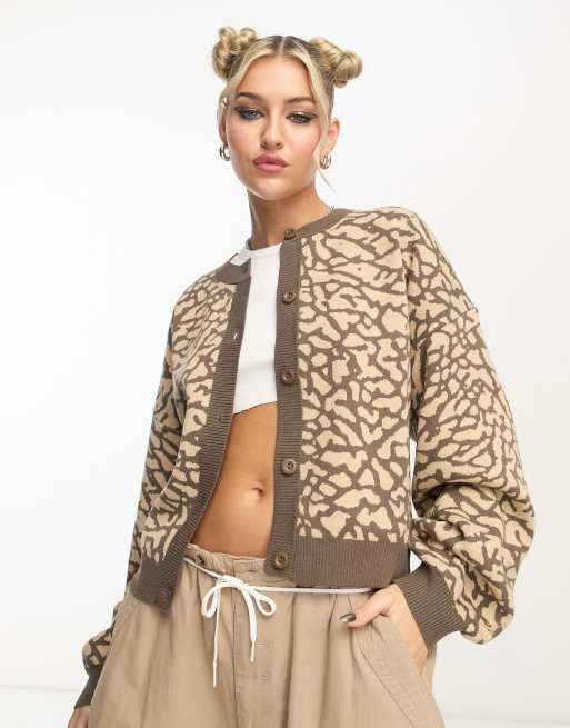 Jordan - Jacquard-strikket cardigan i brun