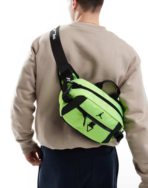 Jordan – Jasnozielona sportowa torebka crossbody - view 1