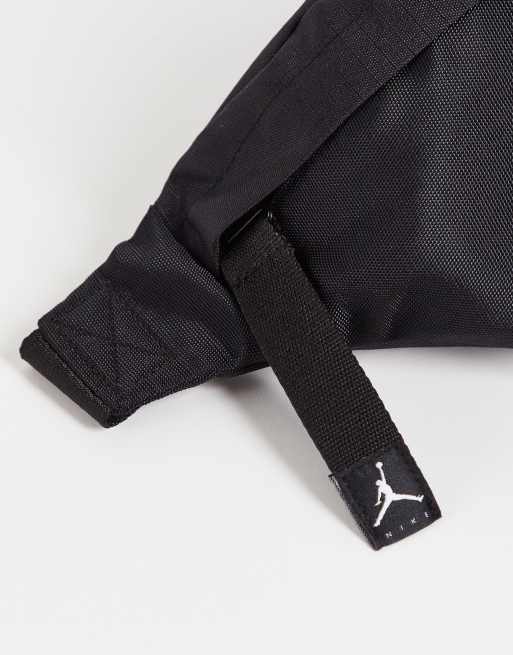 Jordan best sale jumpman crossbody