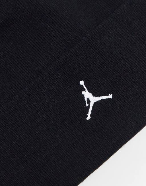 Black jordan beanie sales