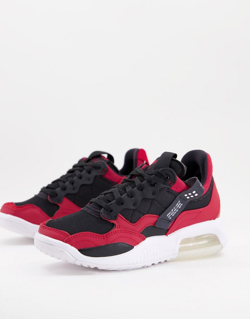 Jordan - MA2 - Sneakers in rood en zwart