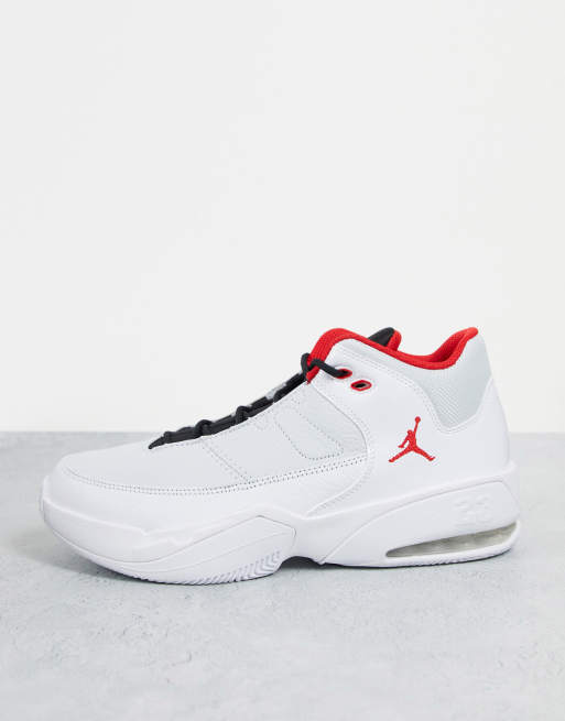 Jordan Max Aura 3 Sneakers in grijs en wit ASOS