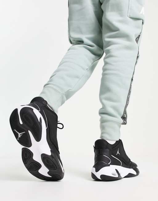 Jordan aura noir et blanche hot sale