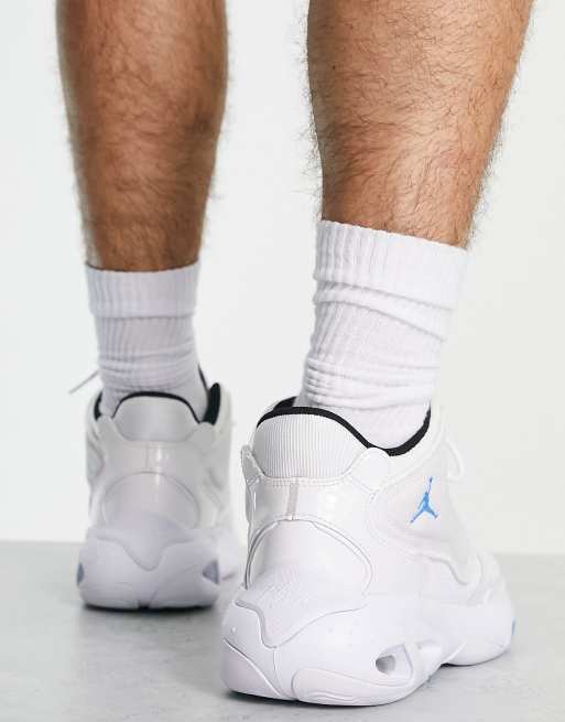 Jordan – Max Aura 4 – Biało-niebieskie buty sportowe, 4 z 4