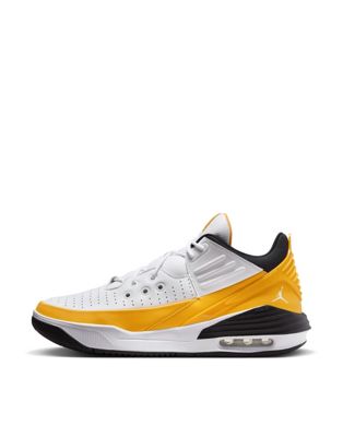  Max Aura 5 trainers in white and yellow