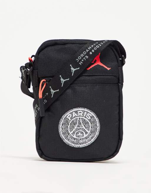 Nike Jordan Paris Saint-germain Festival Bag in Black for Men