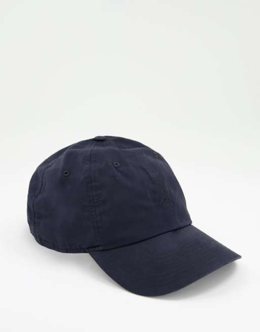 Jordan - Pet met logo in zwart met wassing