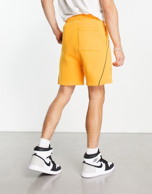 Jordan store yellow shorts