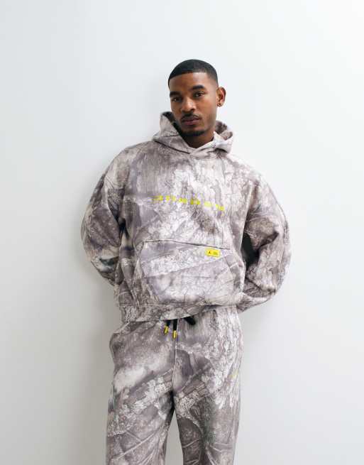 Jordan Real Tree bluza z kapturem z nadrukiem camo oversize, beżowa, 4 z 5