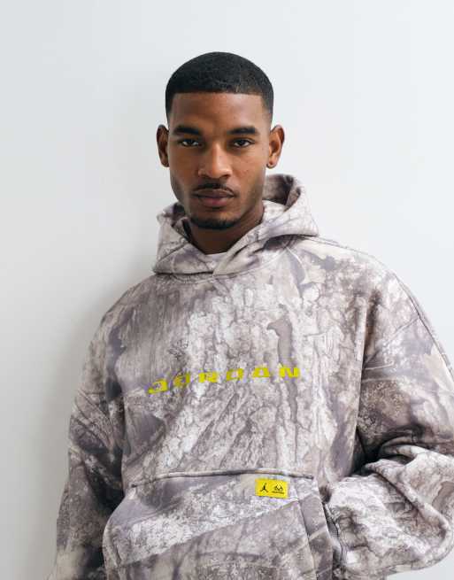 Jordan Real printed Tracksuit in beige, 3 of 3