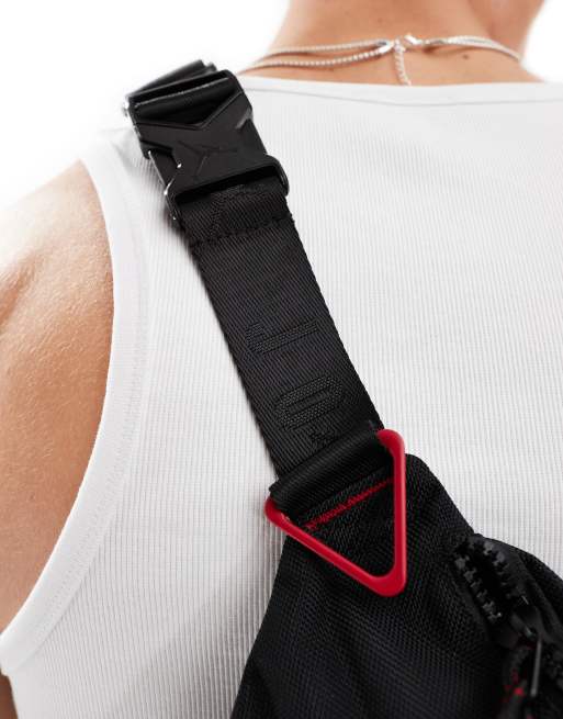 Jordanモデル【NIKE】Jordan Rise Crossbody Bag☆ クロスボディ Jordan Rise cross body bag in black | ASOS