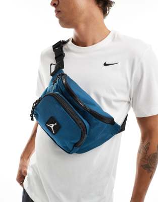 Jordan Rise cross body bag in blue