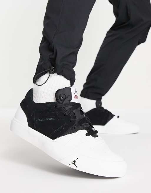 Jordan - Series ES - Lage sneakers in zwart/wit