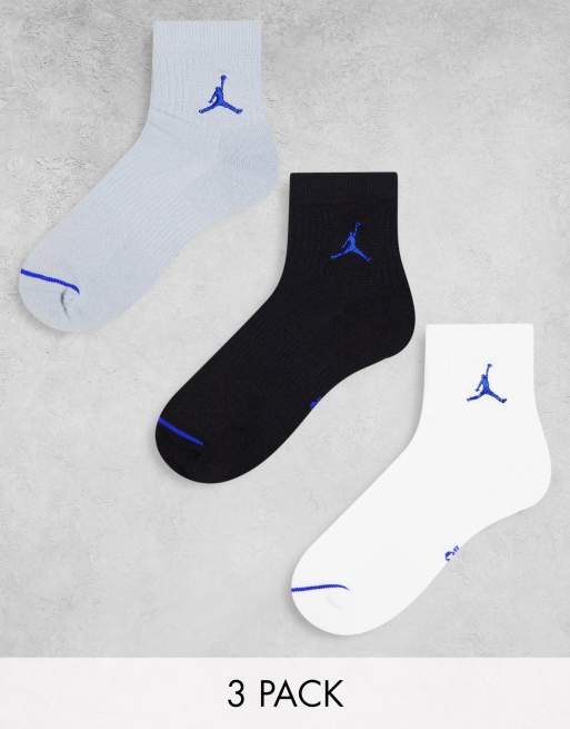 Jordan - Set van 3 paar sokken in zwart/wit/grijs met marineblauw logo