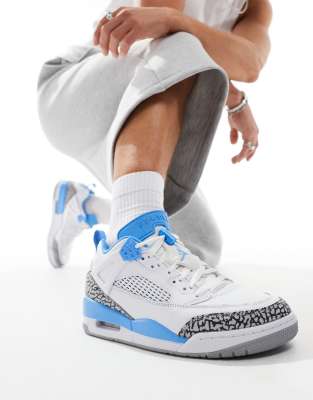 Jordan Spizike Low trainers in white and blue