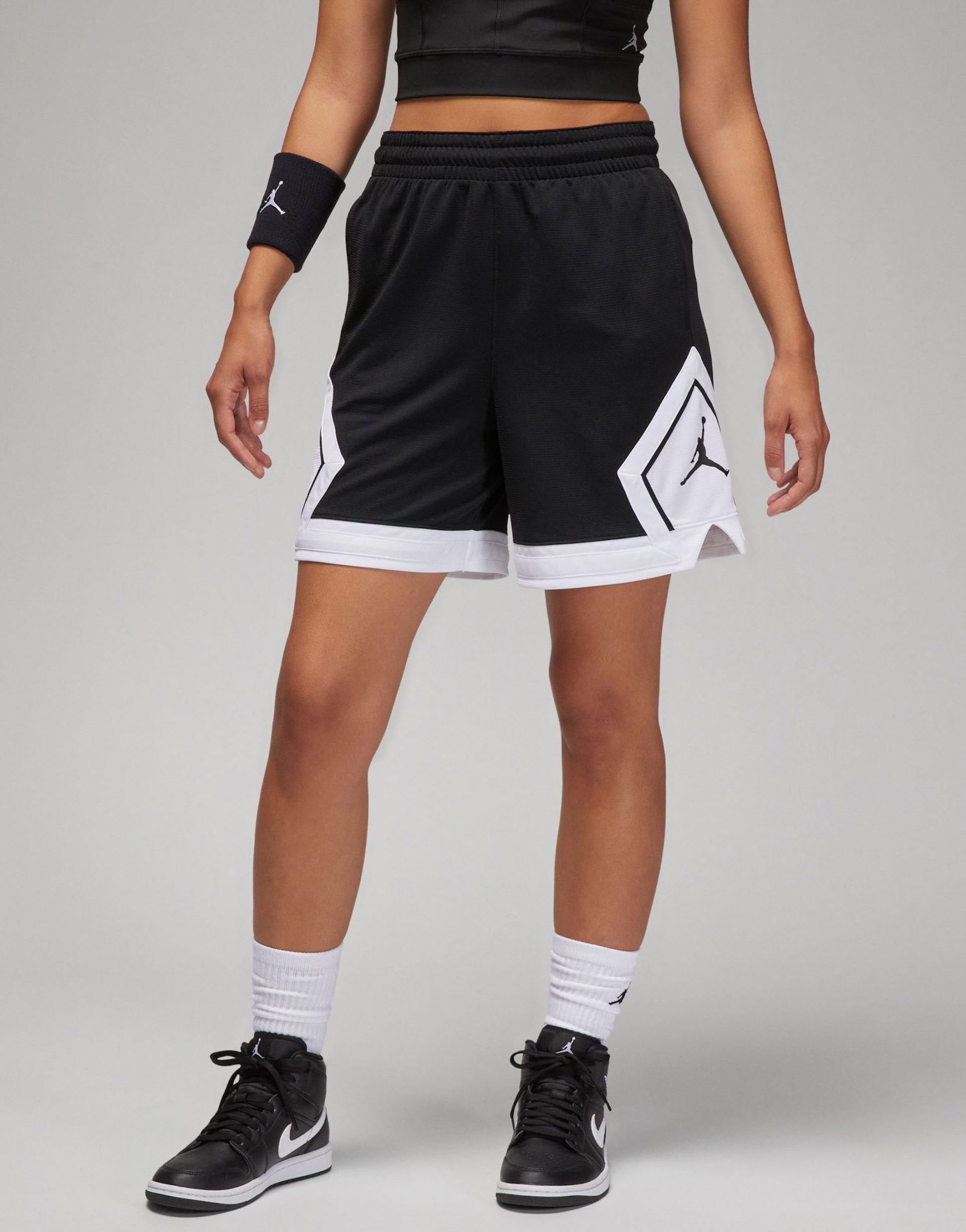 jordan sport diamond shorts in black and white