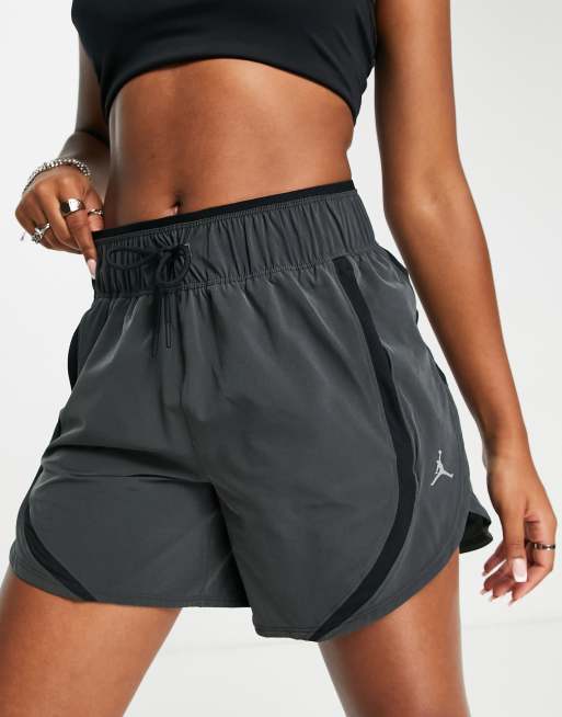 Jordan - Sport - Højtaljede sorte shorts