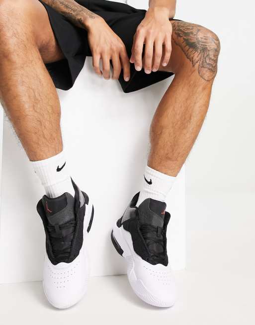 Jordan Stay Loyal – Sneaker in Schwarz und Weiß