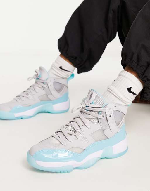 Jordan - Two Trey - Sneakers i neutral grå og afbleget aquablå