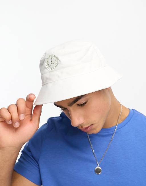 Columbia Pine Mountain bucket hat in white