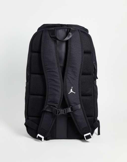 beruset Kriminel flydende Jordan Velocity backpack in black ripstop | ASOS