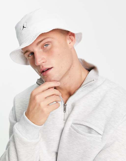 Jordan – Vit solhatt med centrerad logga