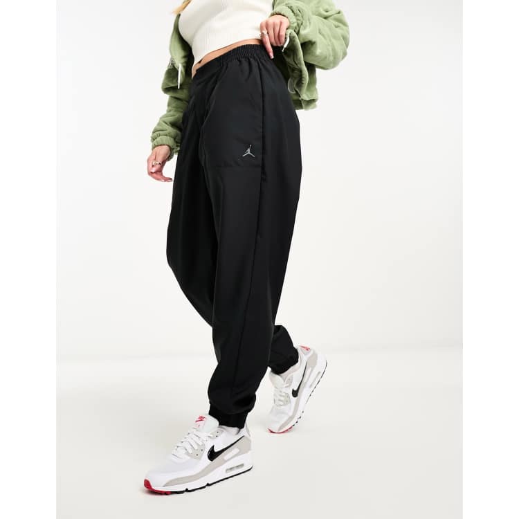 Jordan woven track tunnel pant in black