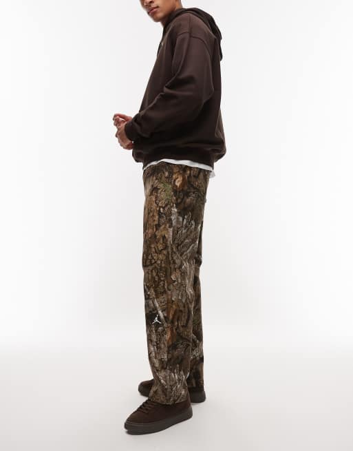 Jordan woven trousers in real tree camo, 3 of 5