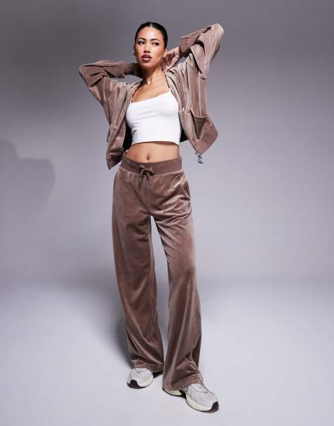 Juicy Couture – Brązowe welurowe joggersy z szerokimi nogawkami – tylko w ASOS - view 1