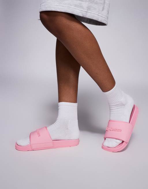 Juicy Couture – Breanna – Rosa tofflor med präglad logga, 4 av 4
