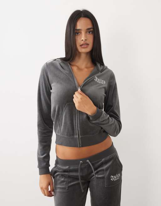 Juicy Couture Caisa regal logo rebelle ultra low rise jogger and hoodie co-ord in black, 3 z 3