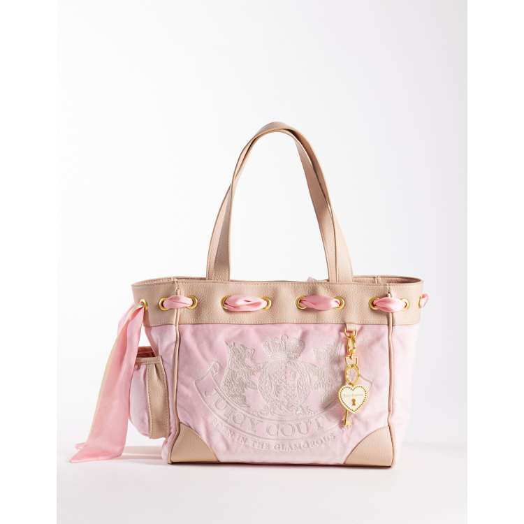 Juicy Couture Daydreamer Y2K shoulder bag in pink | ASOS